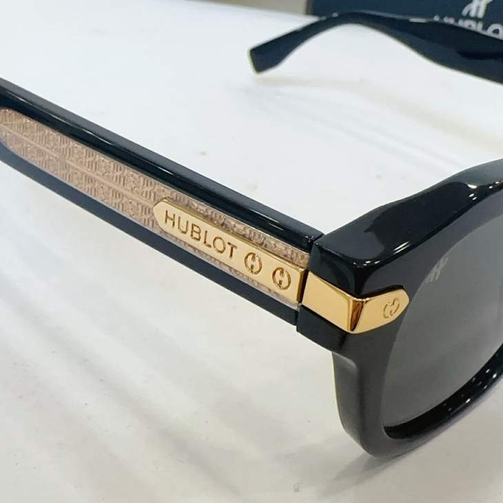 Picture of Hublot Sunglasses _SKUfw75013812fw